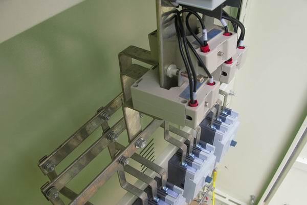 邵阳配电柜-应急照明配电柜使用对工作人员的具